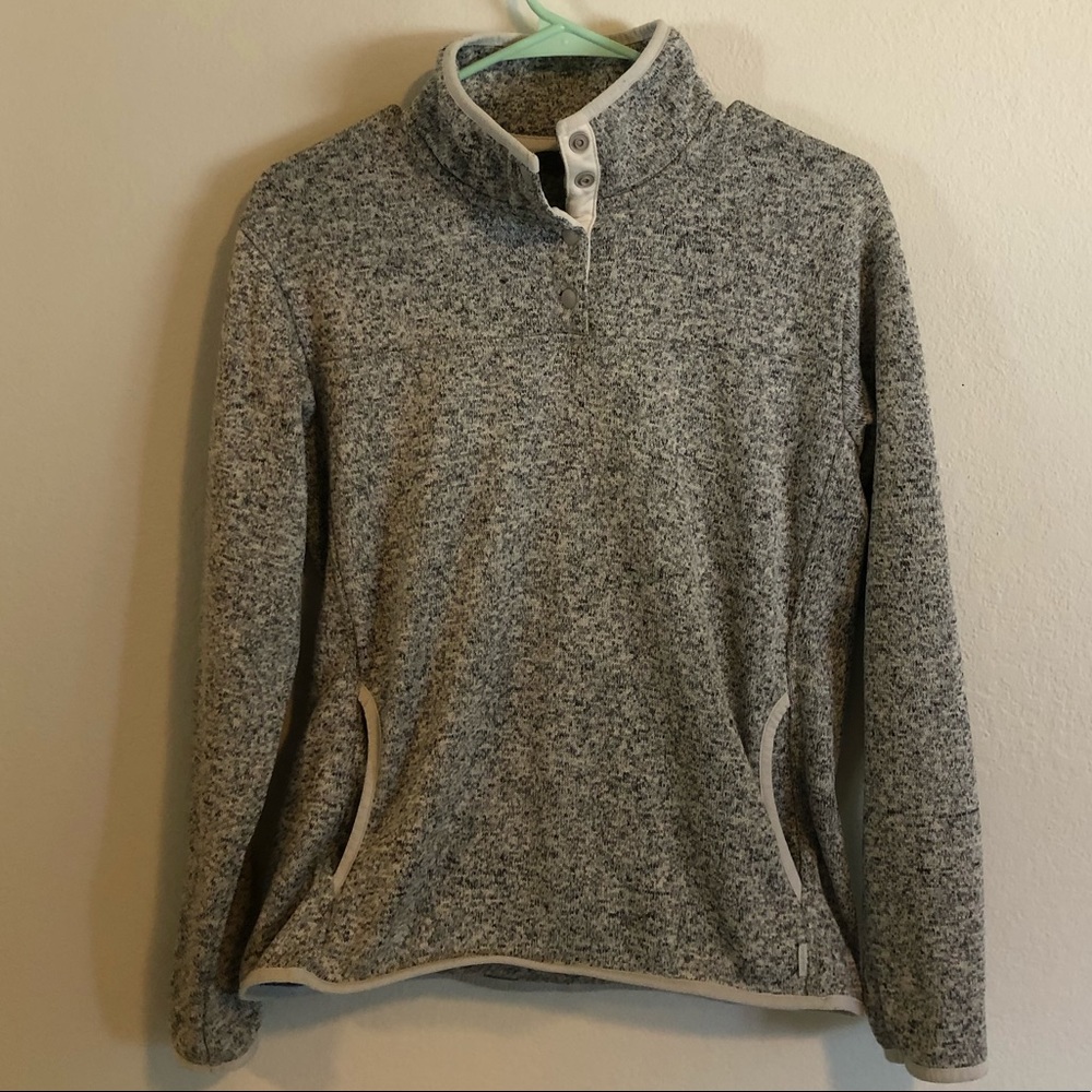 Heather grey pullover